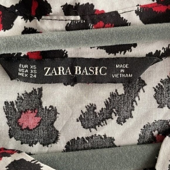 Zara Basic Leopard Print Blouse Extra Small Red Gray Black - Picture 12 of 13